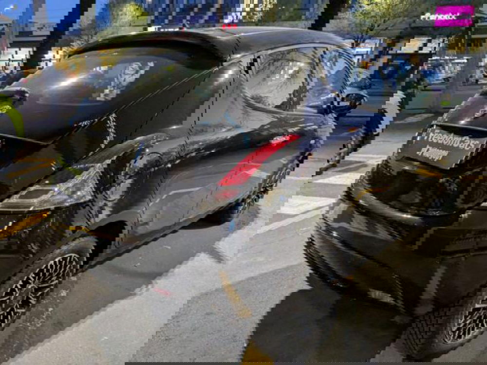 Lancia Ypsilon usata a Parma (9)