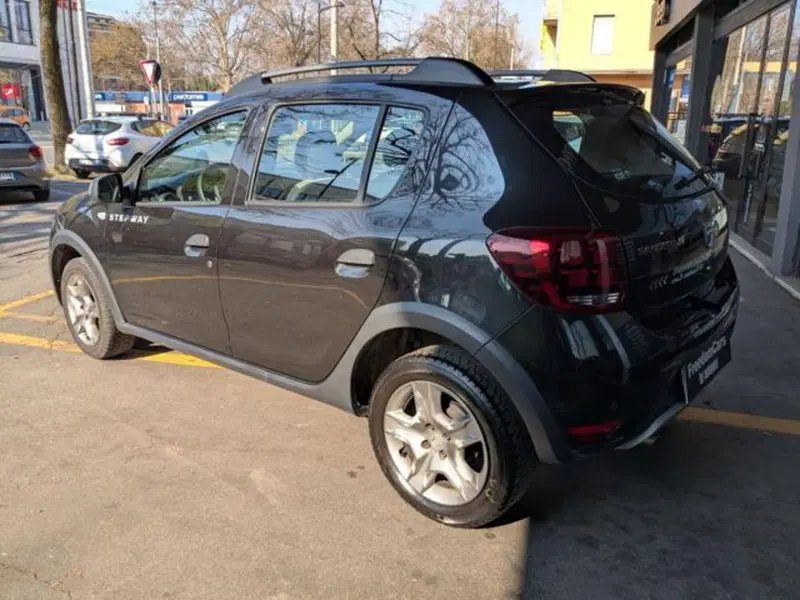 Dacia Sandero usata a Parma (8)