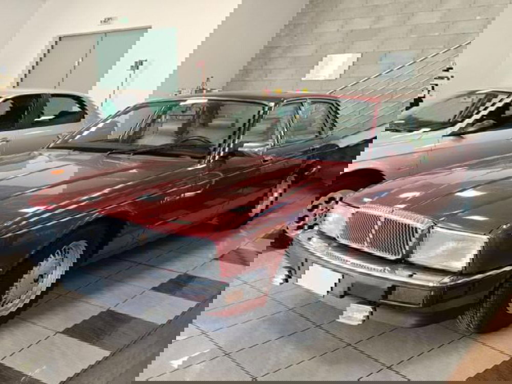 Jaguar Daimler usata a Varese