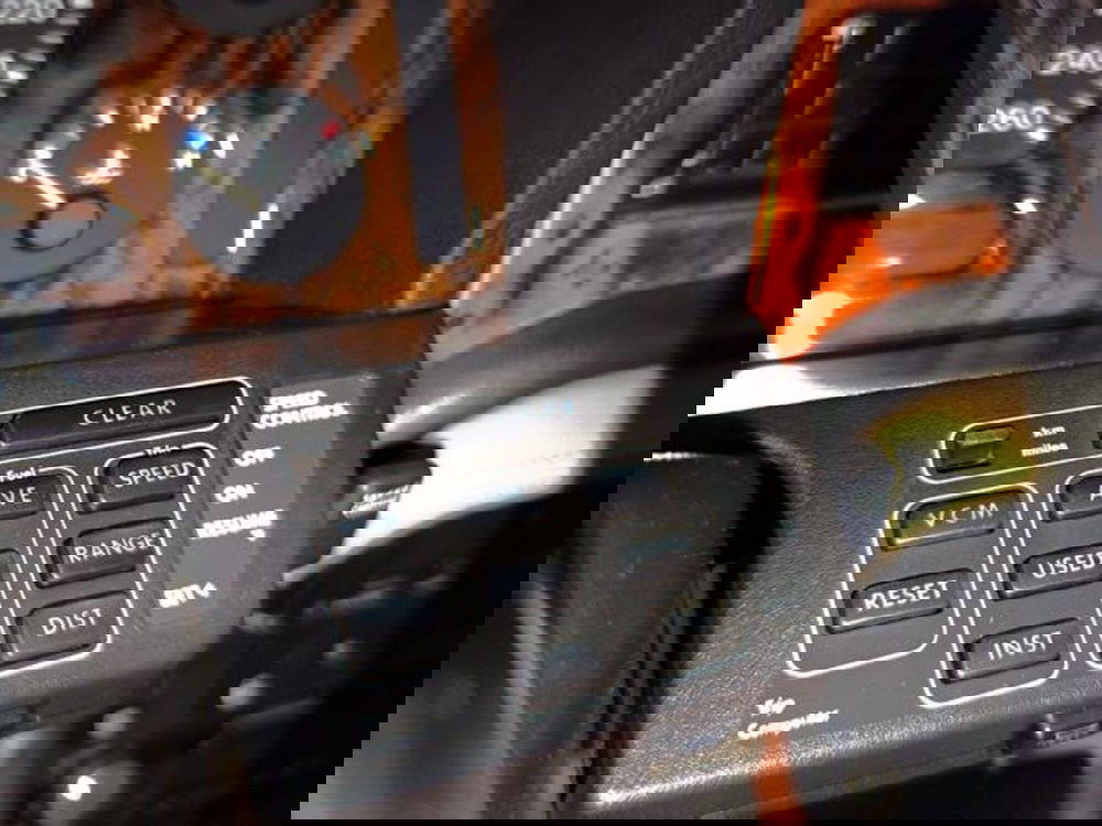 Jaguar Daimler usata a Varese (11)