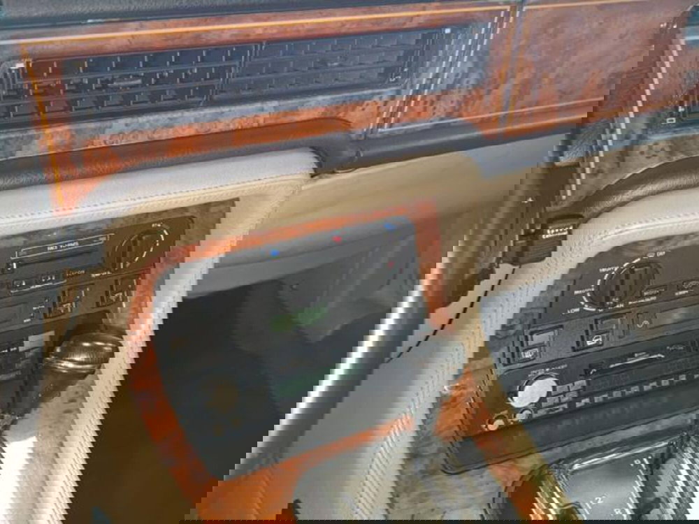 Jaguar Daimler usata a Varese (12)