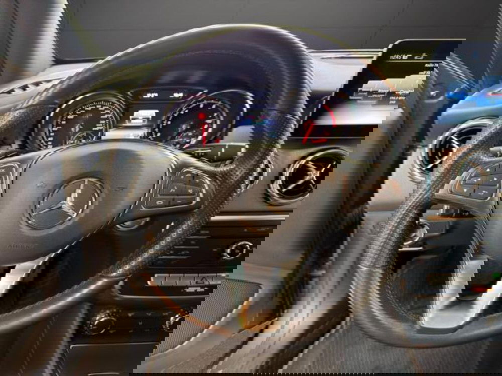 Mercedes-Benz GLA SUV usata a Milano (15)