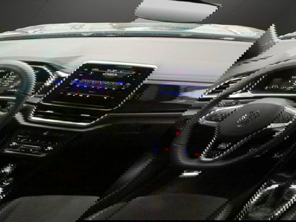 Volkswagen T-Roc usata a Milano (11)