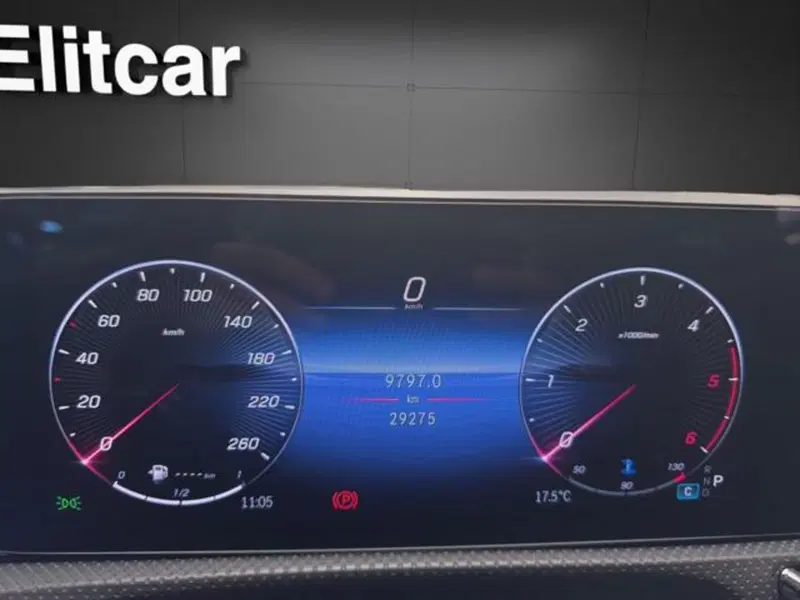 Mercedes-Benz Classe A Sedan usata a Milano (16)