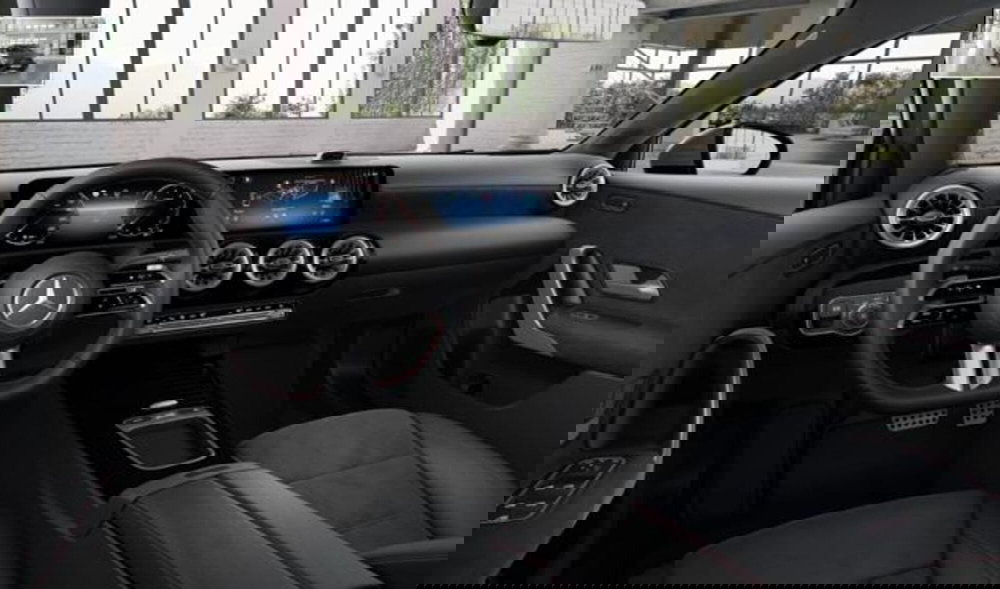 Mercedes-Benz Classe A Sedan usata a Milano (8)