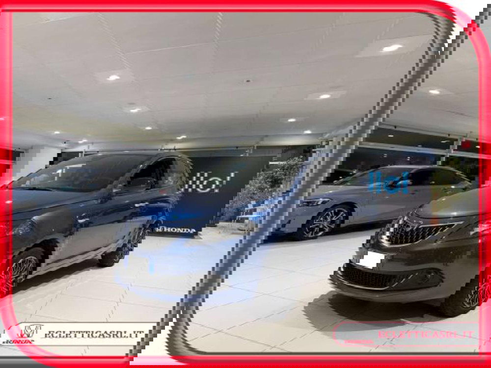 Lancia Ypsilon usata a Savona