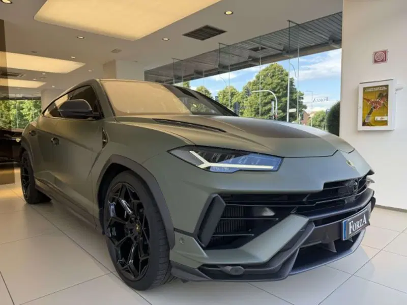 Lamborghini Urus usata a Torino (2)