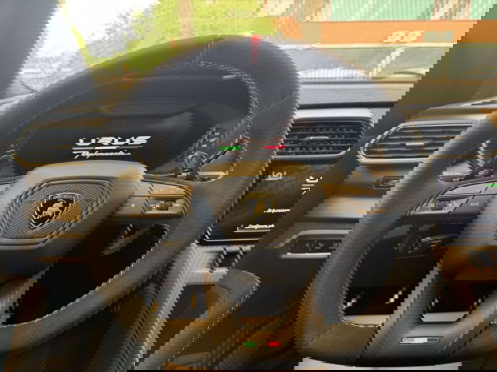 Lamborghini Urus usata a Torino (5)