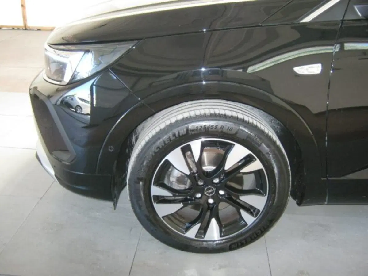 Opel Grandland usata a Fermo (17)