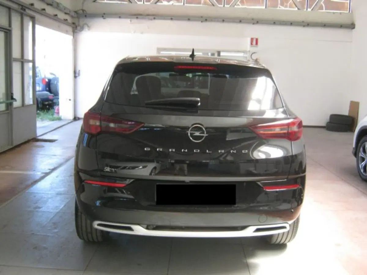 Opel Grandland usata a Fermo (4)