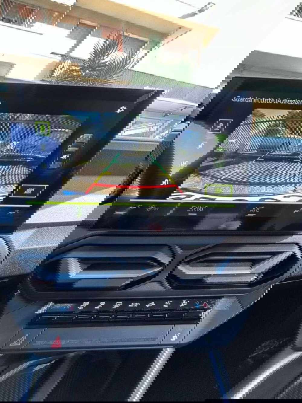 Dacia Bigster nuova a Firenze (9)