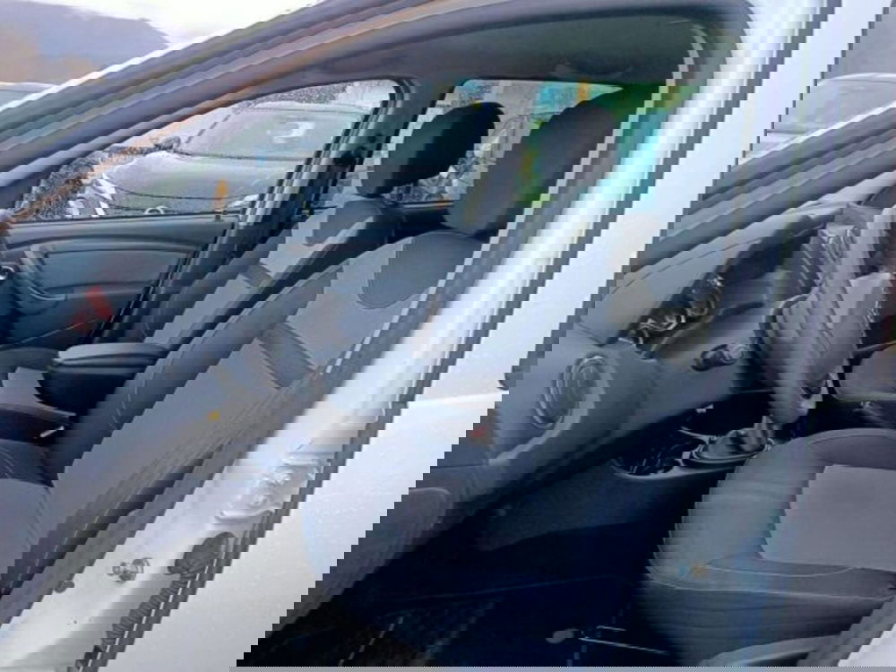 Dacia Duster usata a Firenze (12)