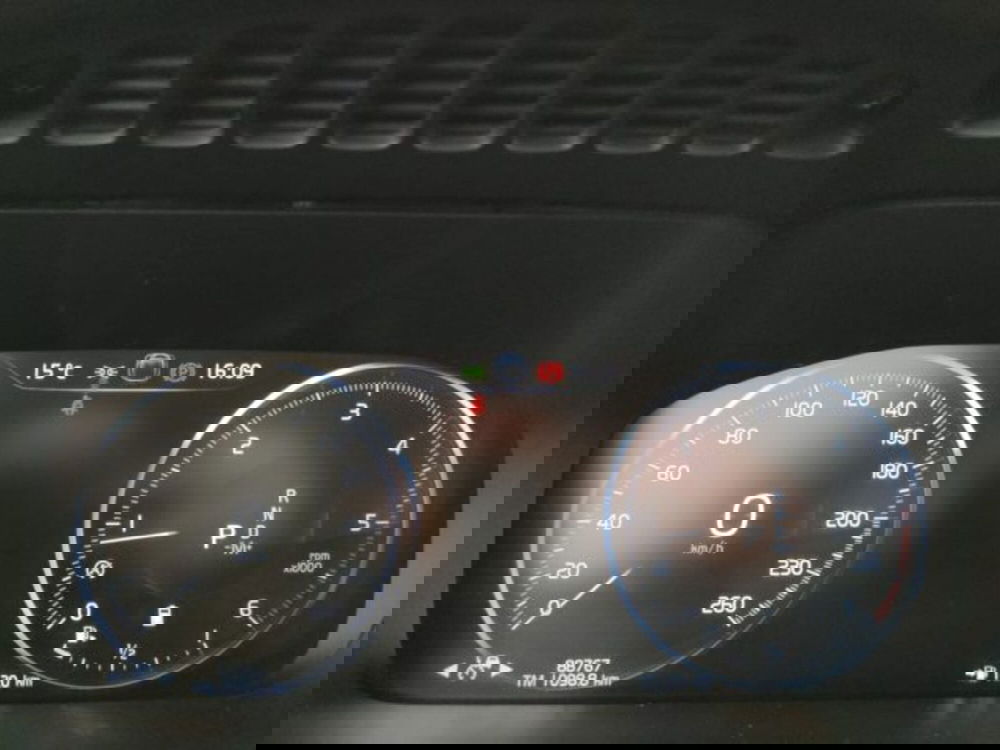 Volvo XC90 usata a Modena (13)