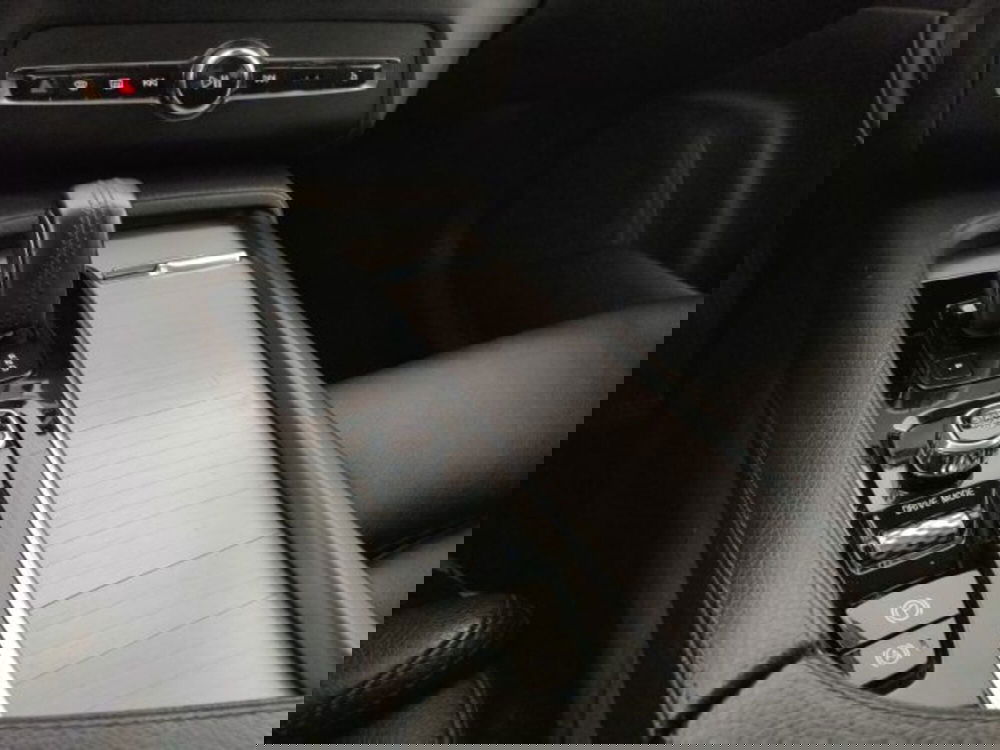 Volvo XC90 usata a Modena (17)