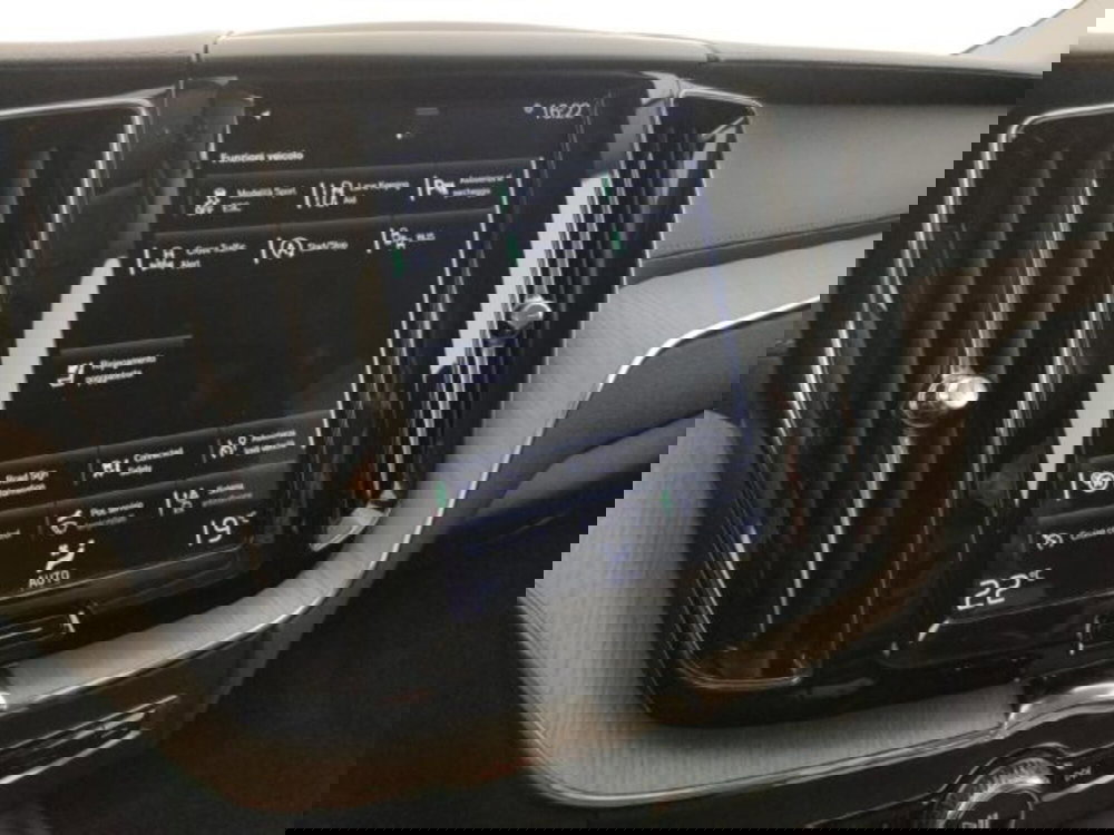 Volvo XC60 usata a Modena (16)