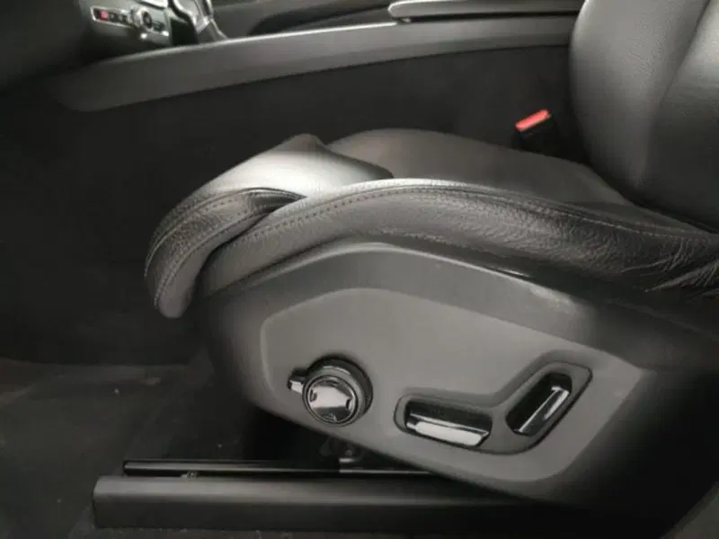 Volvo XC60 usata a Modena (19)