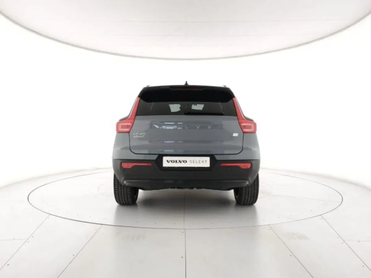 Volvo XC40 usata a Modena (4)