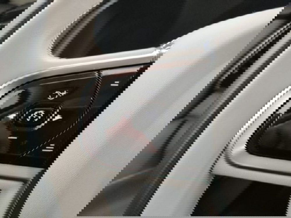 Volvo XC90 usata a Modena (18)