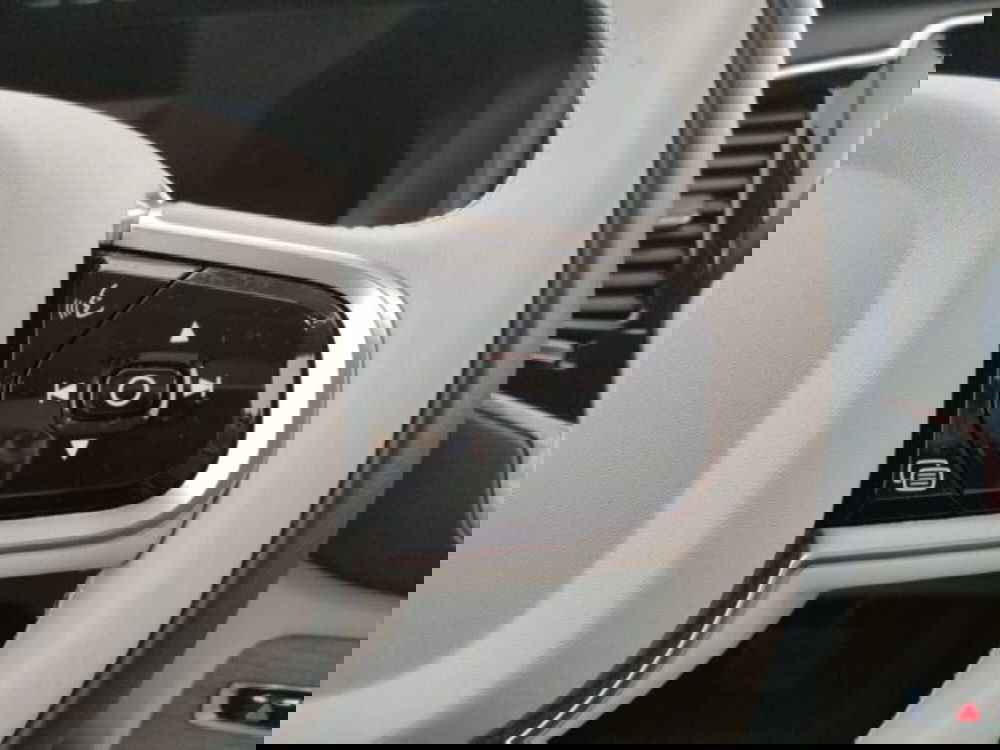 Volvo XC90 usata a Modena (19)