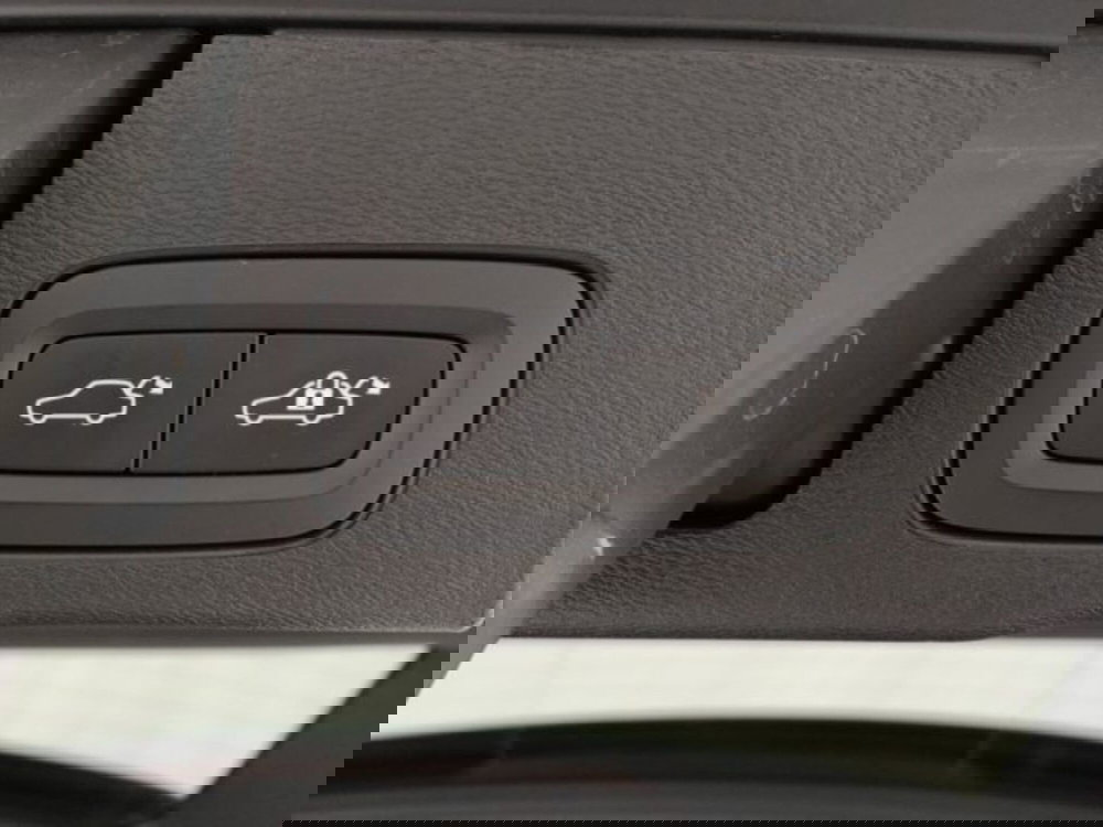 Volvo XC60 usata a Modena (8)