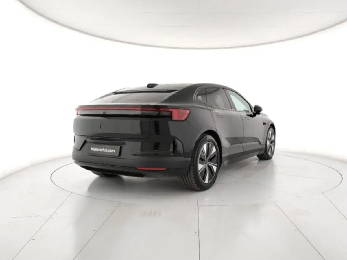 Polestar Polestar 4 nuova a Modena (5)
