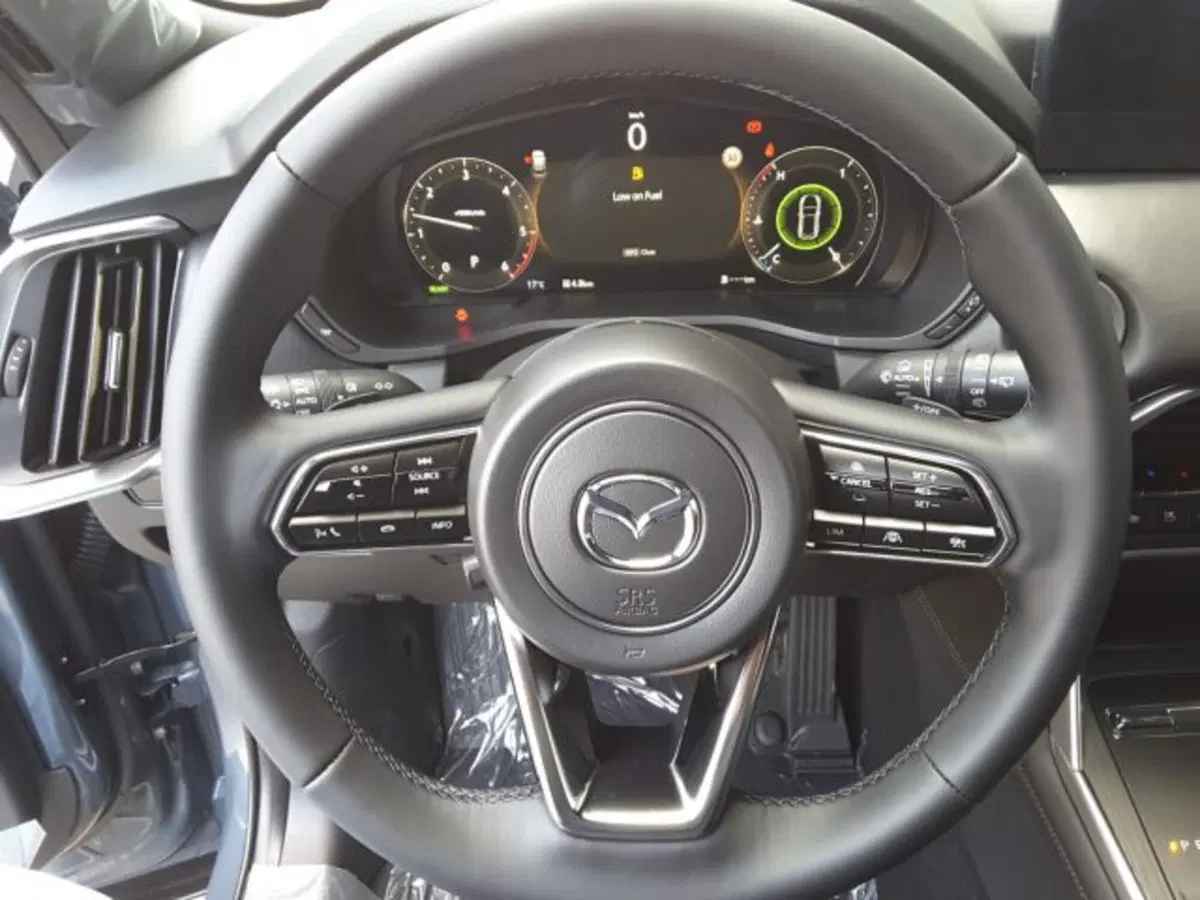 Mazda CX-60 nuova a Firenze (8)