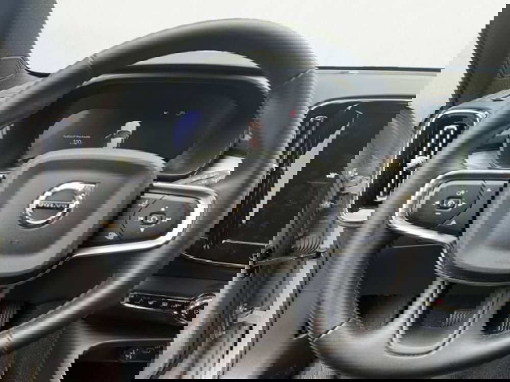 Volvo XC40 usata a Udine (8)