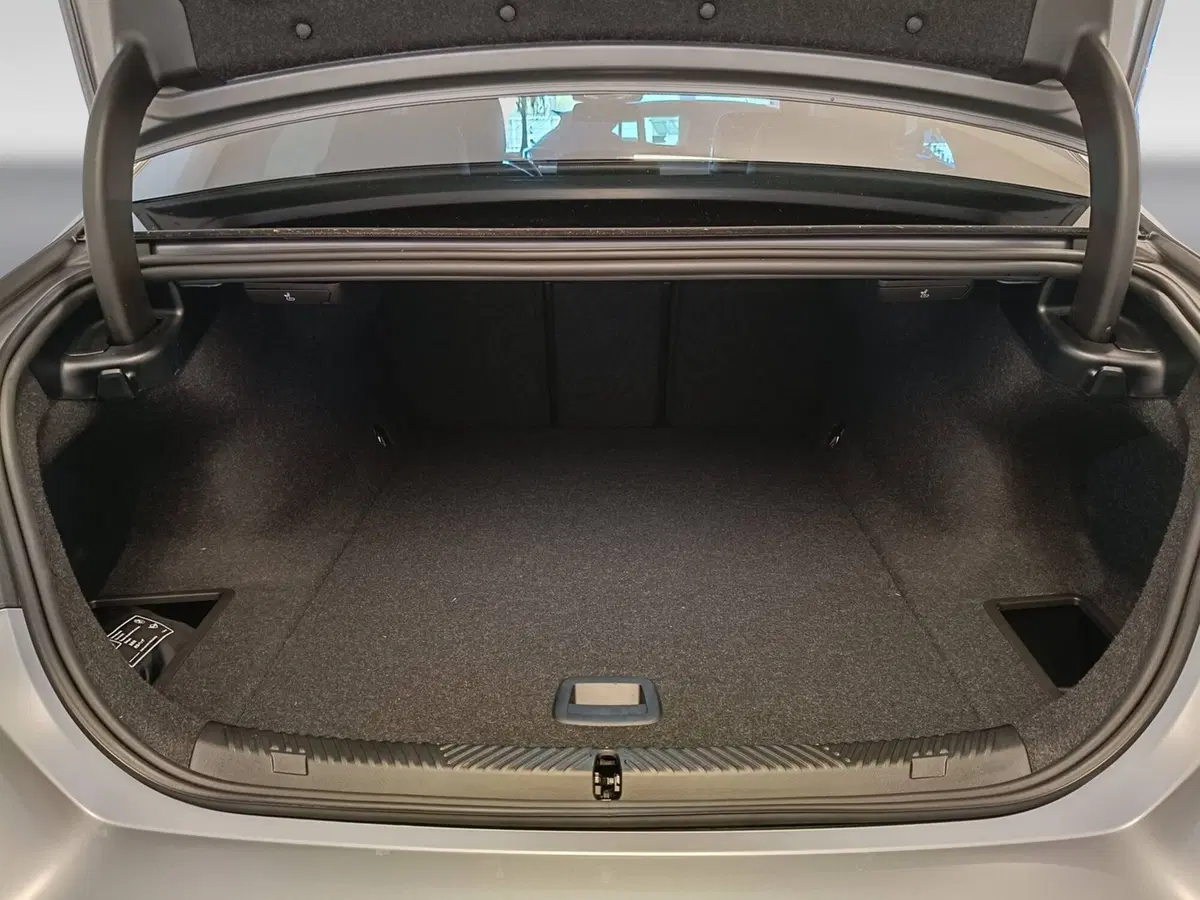 BMW i5 nuova a Ascoli Piceno (13)