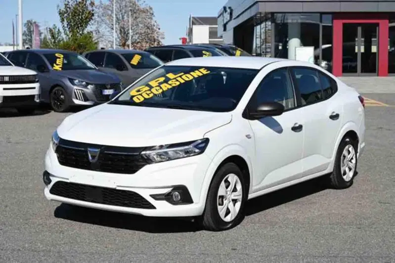 Dacia Logan usata a Torino