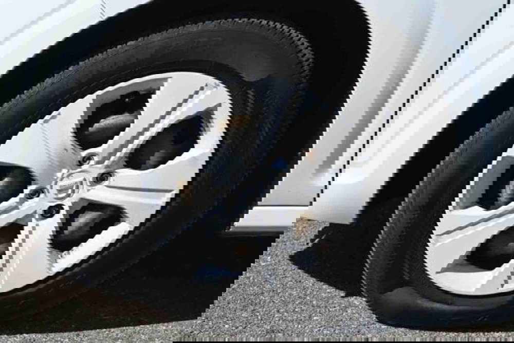 Dacia Logan usata a Torino (10)