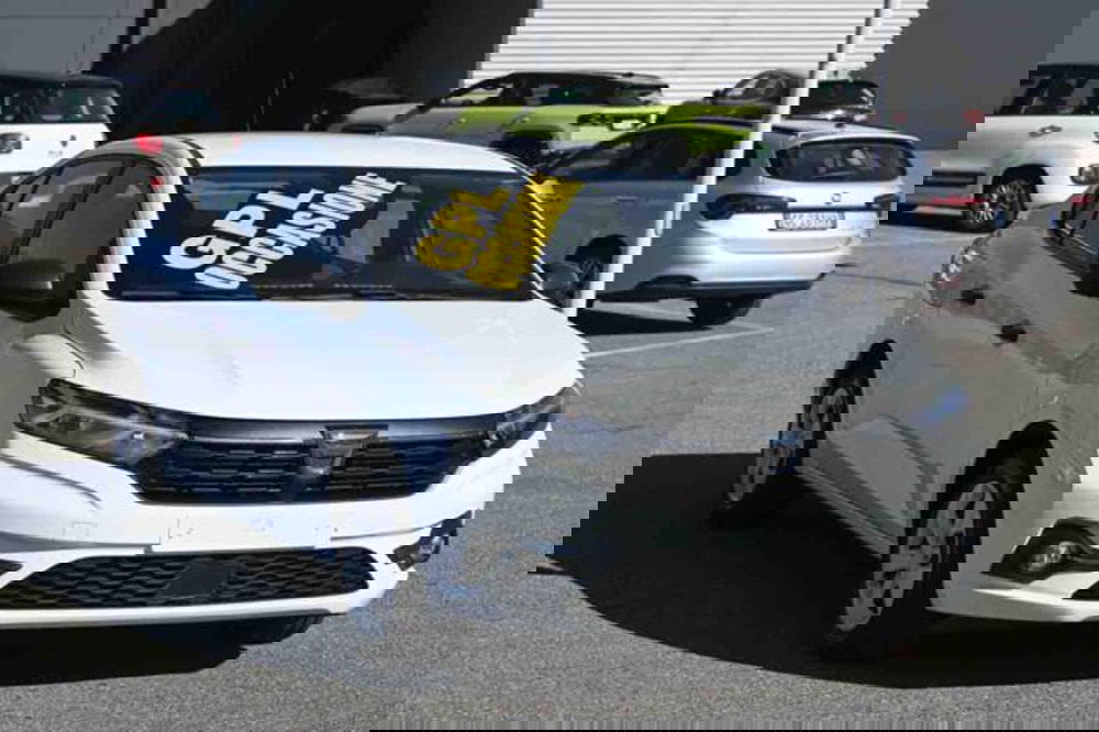 Dacia Logan usata a Torino (3)