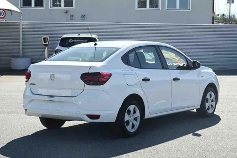 Dacia Logan usata a Torino (5)