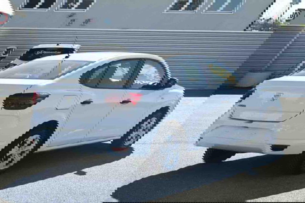 Dacia Logan usata a Torino (5)