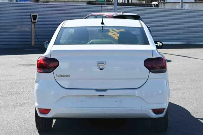 Dacia Logan usata a Torino (6)