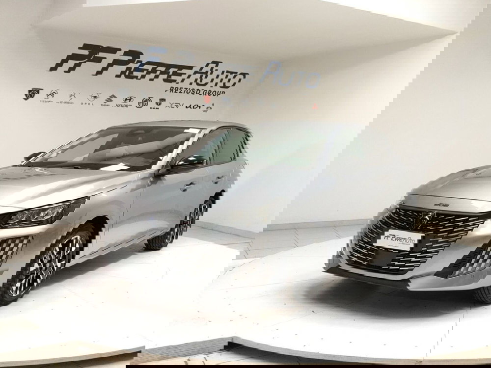 Peugeot 208 nuova a Ascoli Piceno