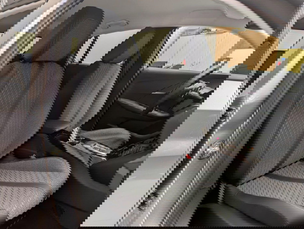 Peugeot 208 nuova a Ascoli Piceno (15)