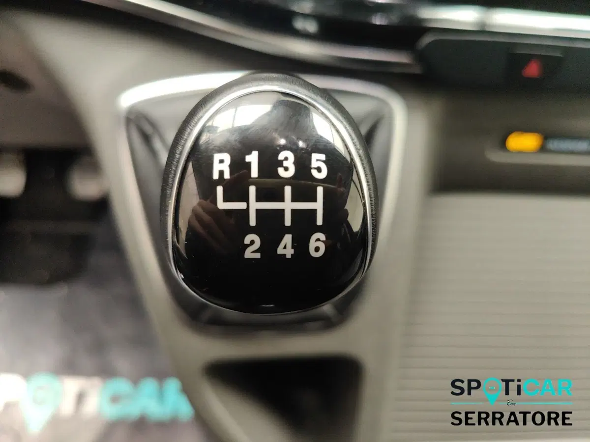 Ford Tourneo Custom usata a Como (18)