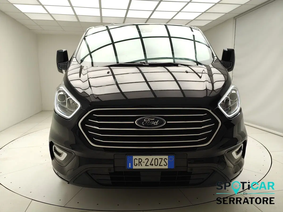 Ford Tourneo Custom usata a Como (2)