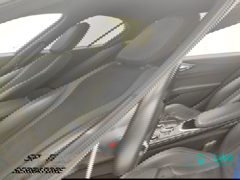 Alfa Romeo Giulia usata a Como (12)