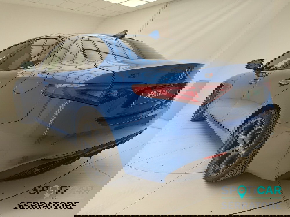 Alfa Romeo Giulia usata a Como (4)