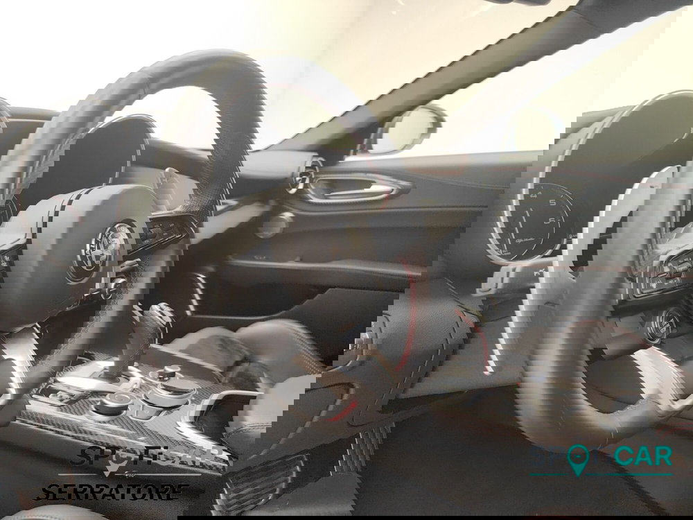 Alfa Romeo Giulia usata a Como (9)