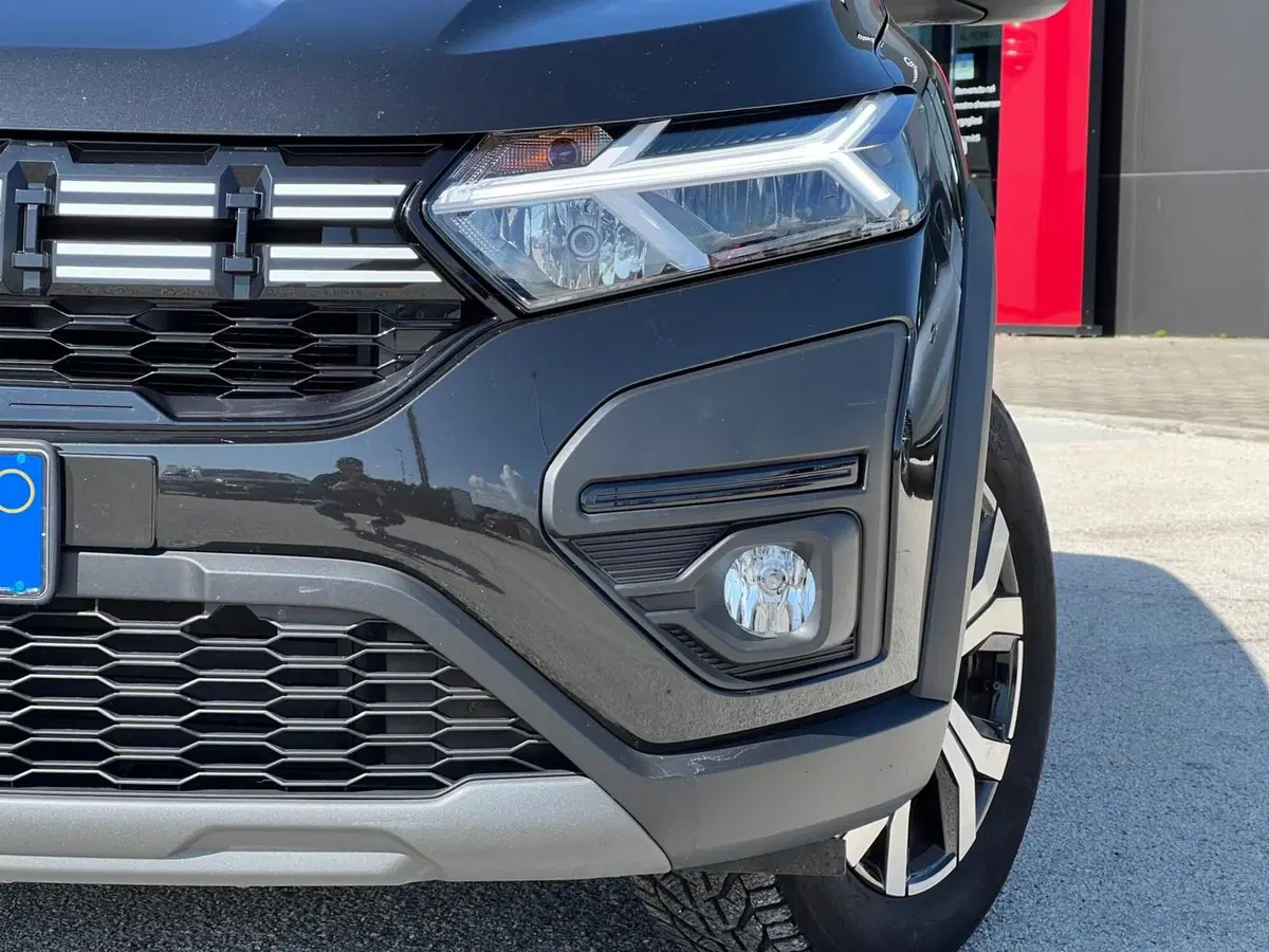 Dacia Sandero usata a Matera (5)