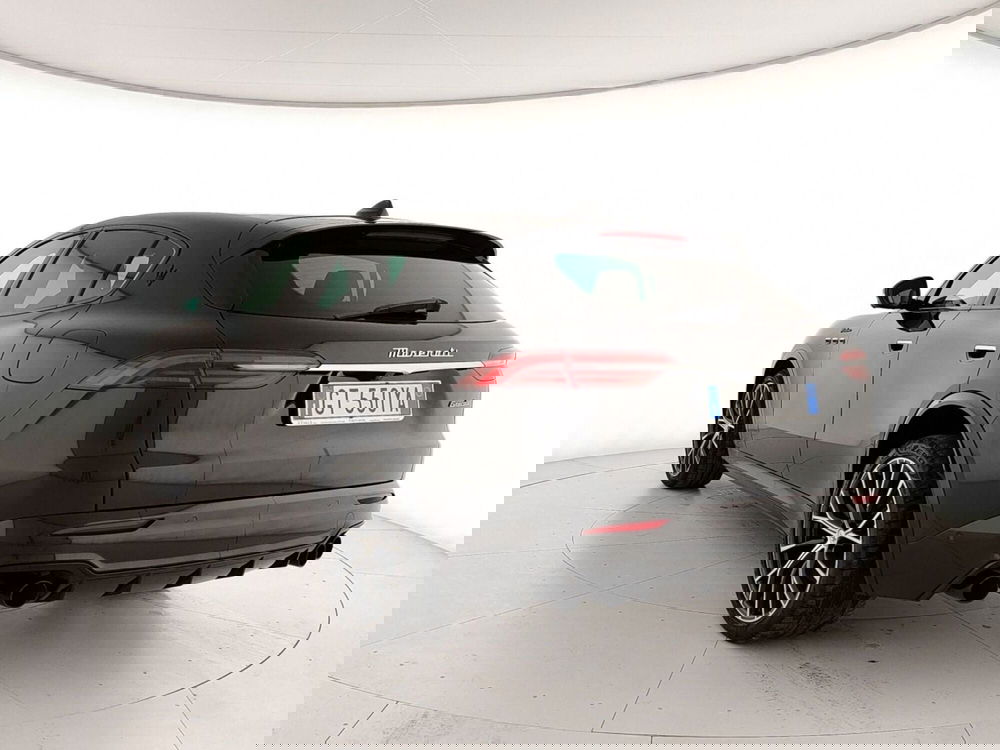 Maserati Grecale usata a Caserta (4)