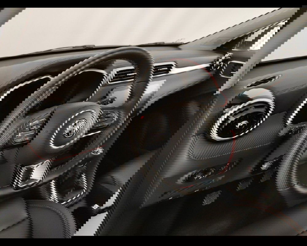 Mg ZS usata a Caserta (18)