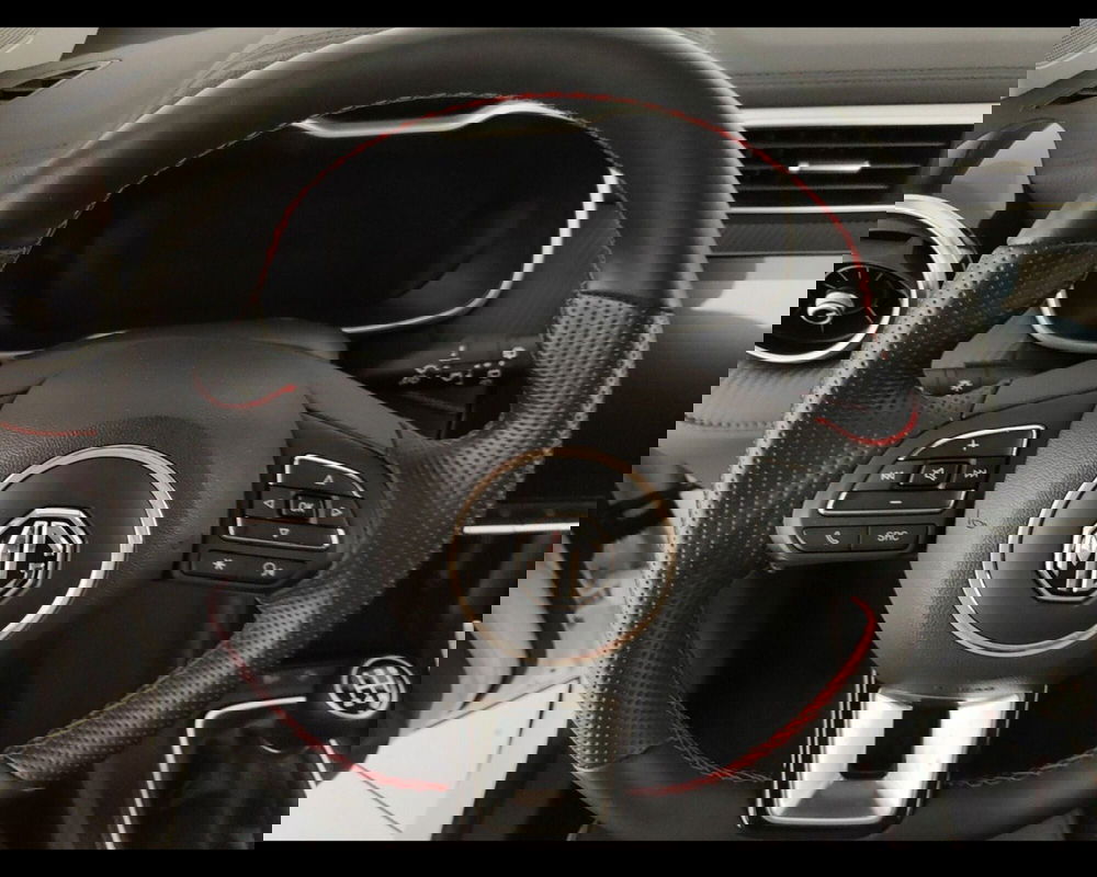 Mg ZS usata a Caserta (19)