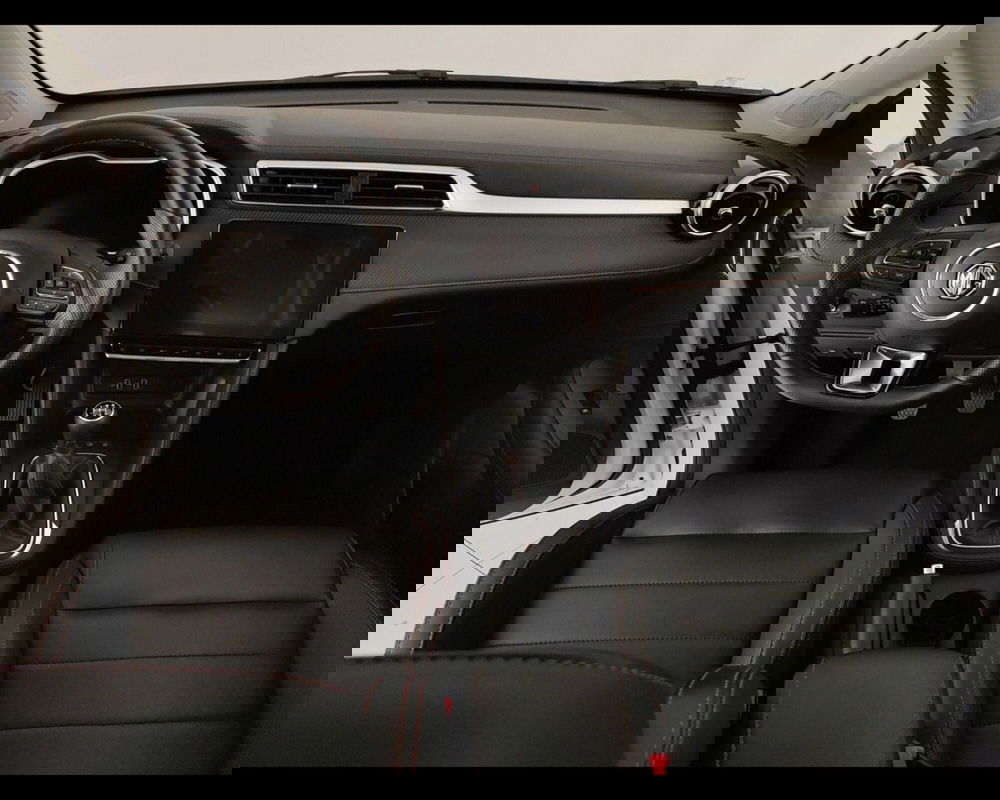 Mg ZS usata a Caserta (12)