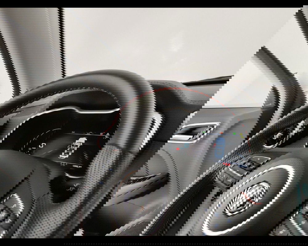 Mg ZS usata a Caserta (19)