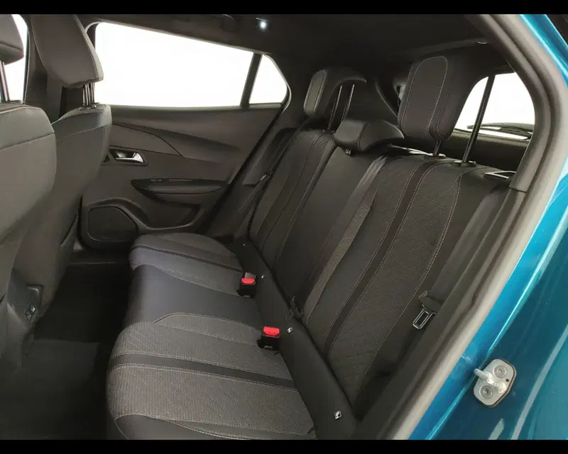 Peugeot 2008 usata a Caserta (18)