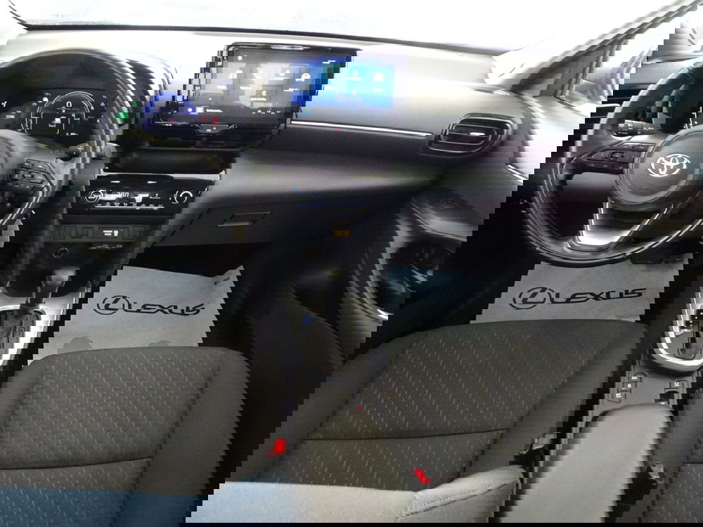 Toyota Yaris Cross usata a Venezia (13)