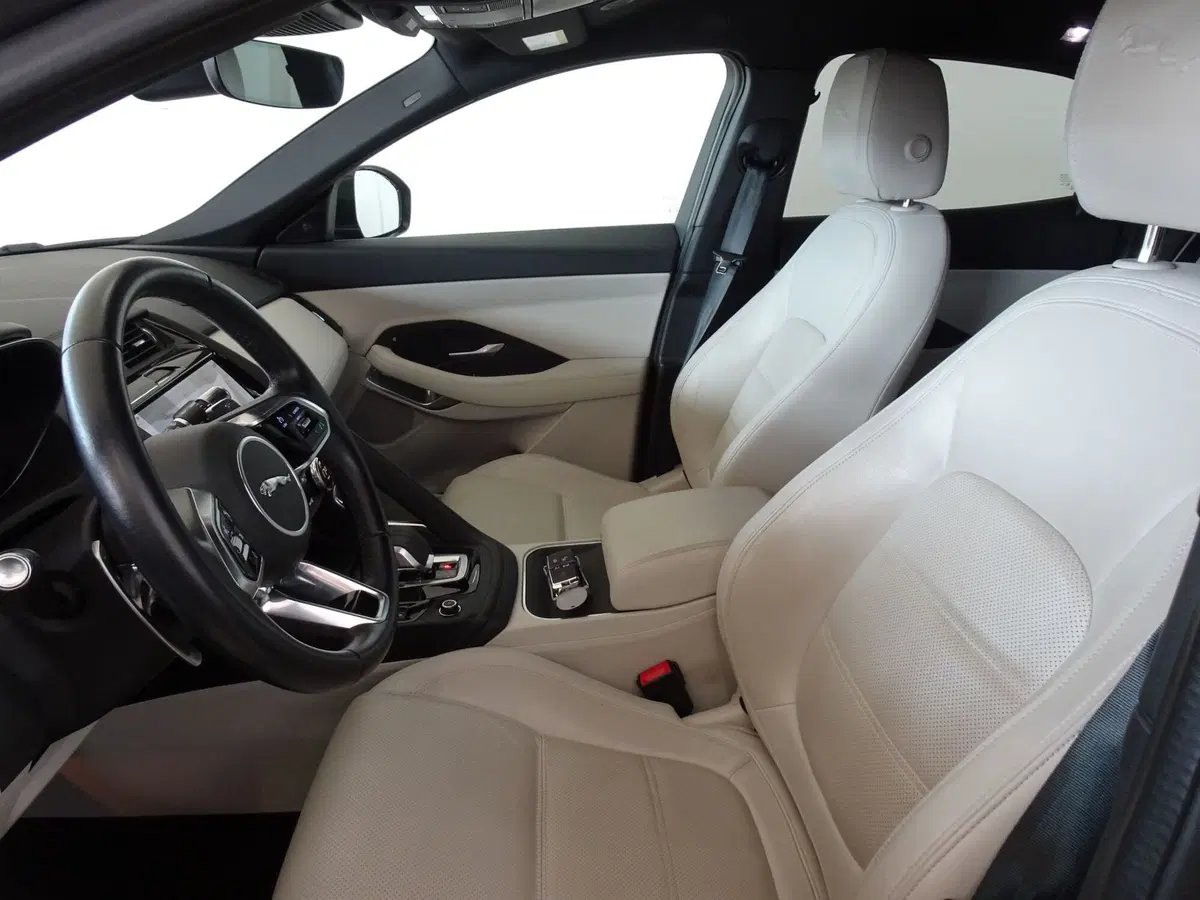 Jaguar E-Pace usata a Venezia (10)
